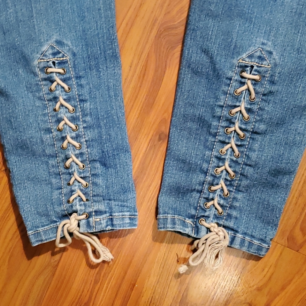 Cache Jeans - Picture 6 of 6